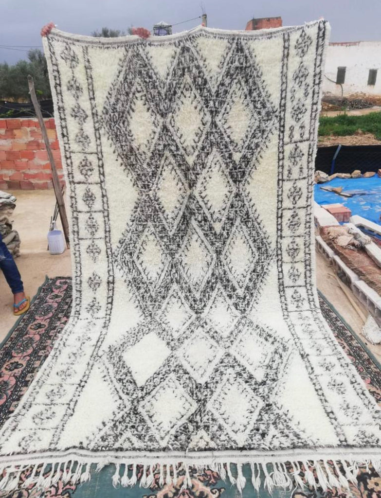 'LOLA' Vintage Moroccan Beniourain Rug