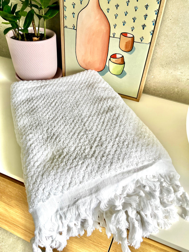 THIRSTY TOWEL CO. Limited Edition WHITE DOTS Turkish Bath Sheet Towel 100% Cotton